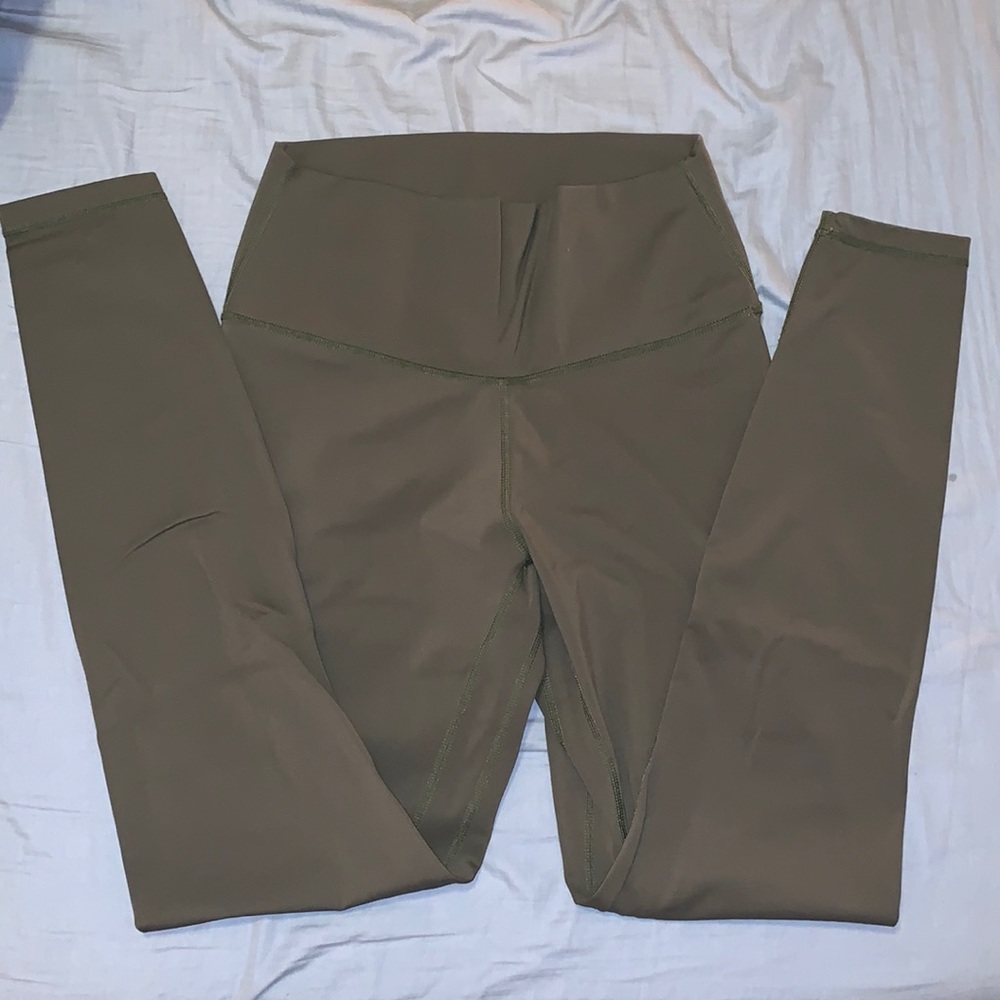 Large Army Green Colorfulkoala leggings